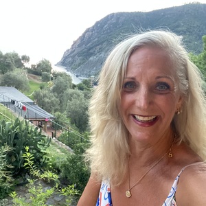 Fundraising Page: Delaine Mann